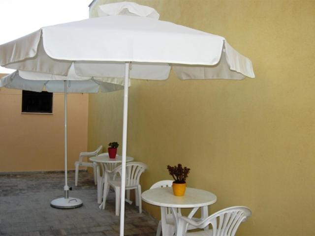 Mirsini Pansion Hotel Karterados  Buitenkant foto
