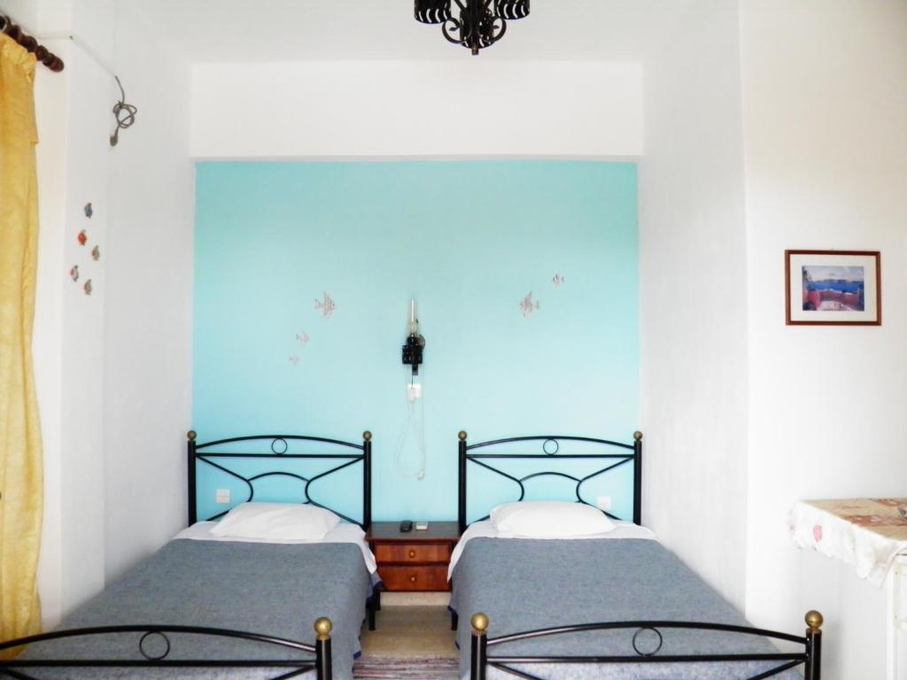 Mirsini Pansion Hotel Karterados  Kamer foto
